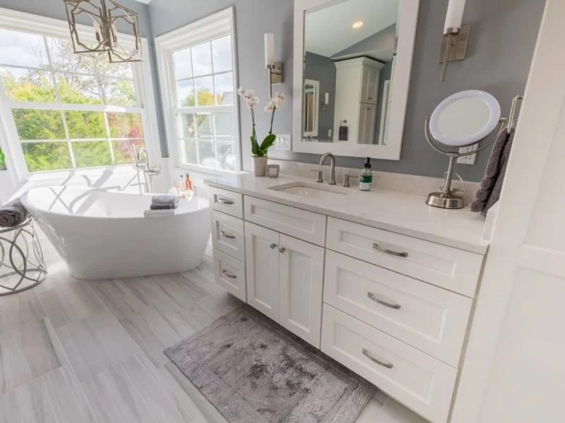 Bathroom Remodeling Mistakes That Can Lower Your Home’s Resale Value