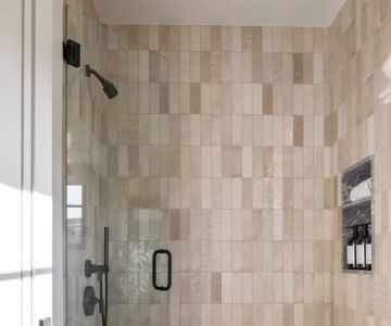 How to Avoid Moisture Traps When Designing a Bathroom