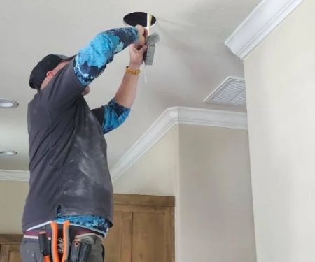 The Benefits of Hiring a Local Remodeler Over a National Chain: Why Local Experts Excel