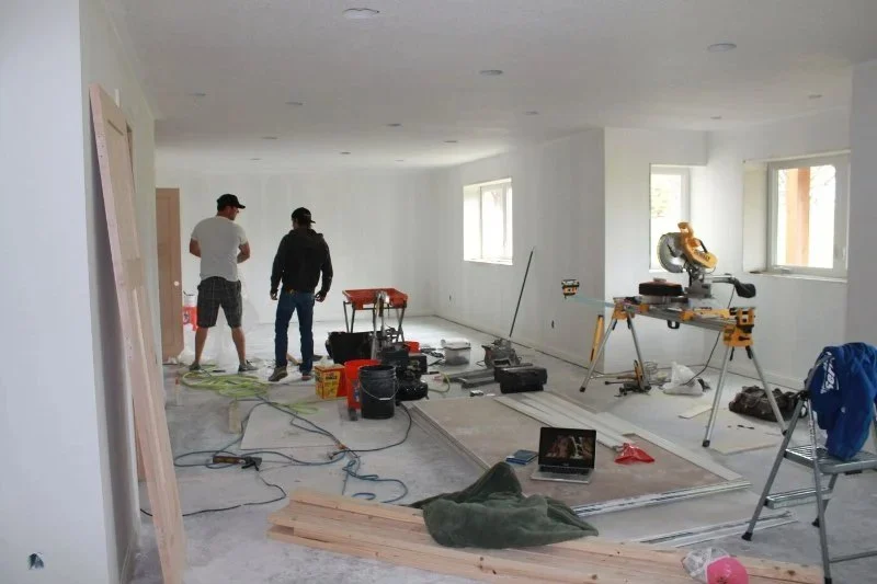 How to Keep Construction Dust and Odors Out of Your Home Effectively