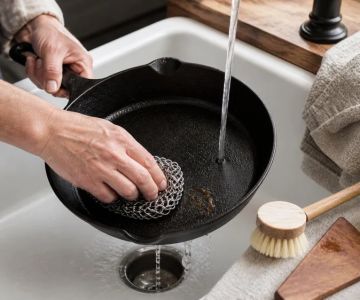 Cast Iron Chainmail Scrubber: Clean Without Damaging Seasoning